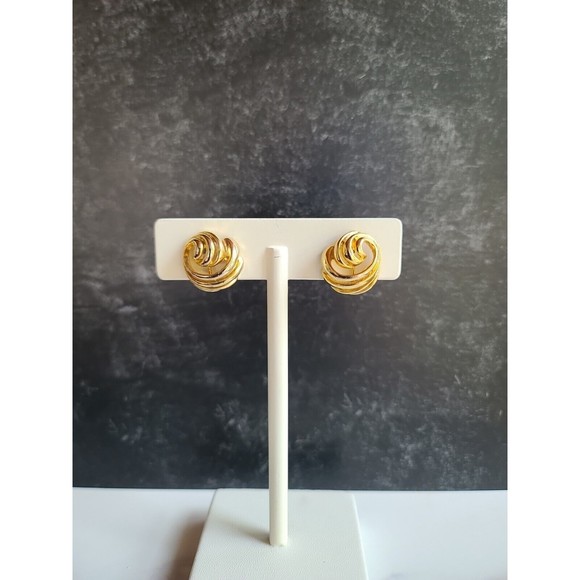 Vintage Gold Tone Swirl Clip-on Earrings - Picture 1 of 10